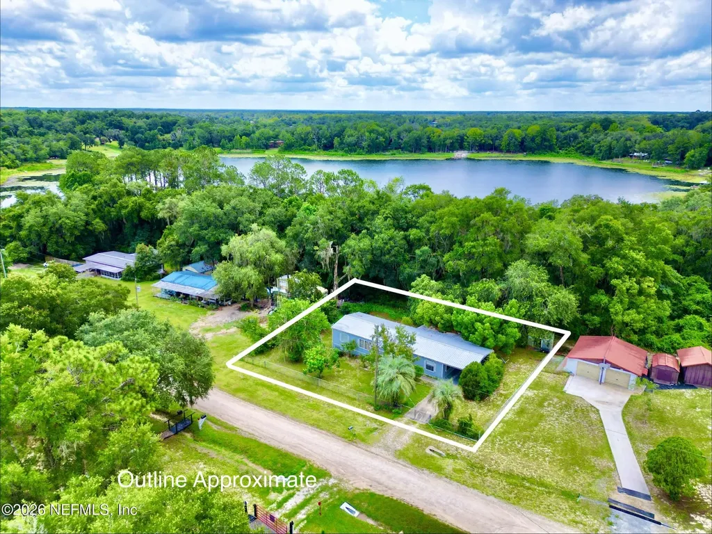 249 Ash Street Hawthorne FL 32640