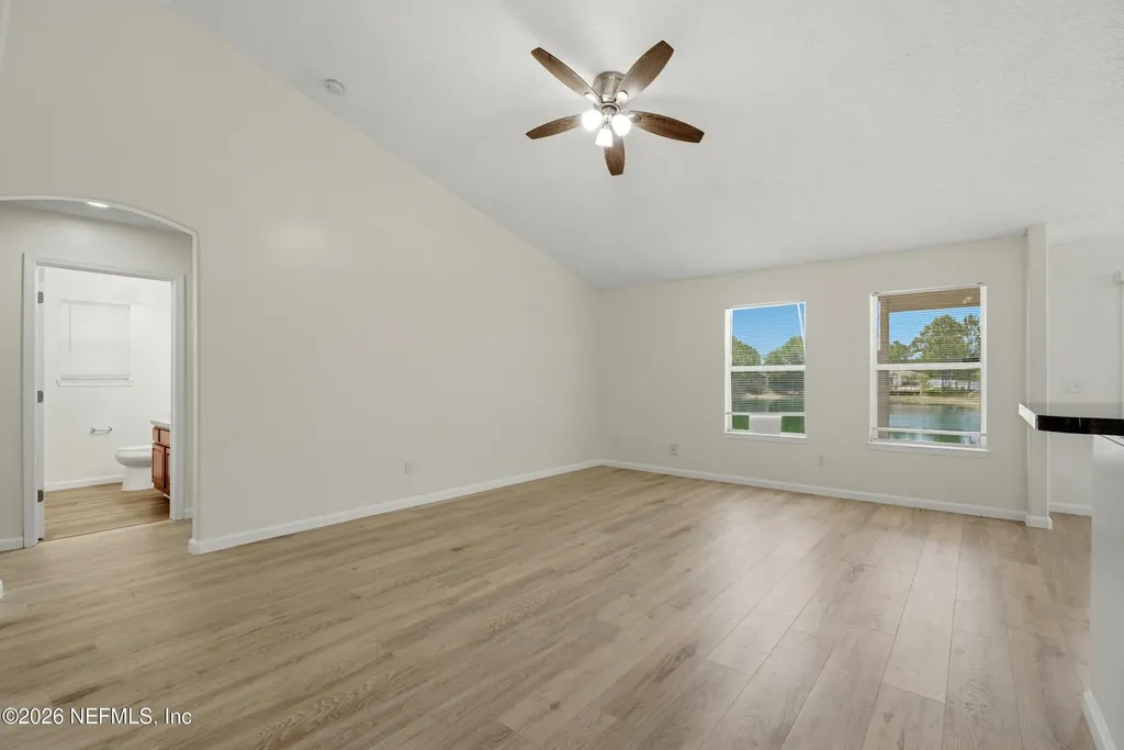 6878 Wall Springs Drive Jacksonville FL 32222