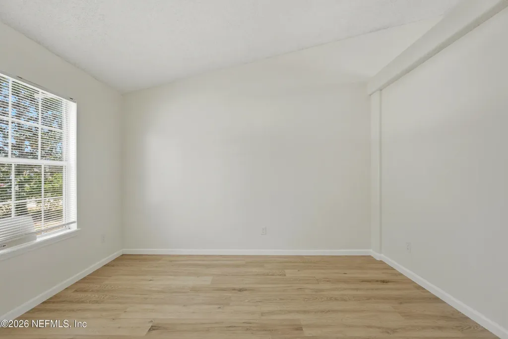 6878 Wall Springs Drive Jacksonville FL 32222