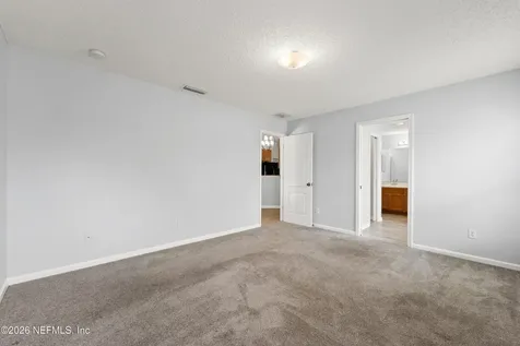6709 Southern Oaks Drive Jacksonville FL 32244