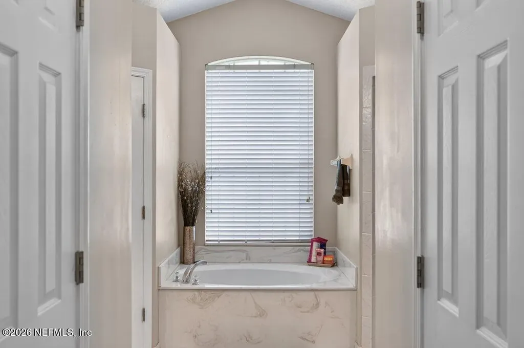 1534 Lockend Court Jacksonville FL 32221