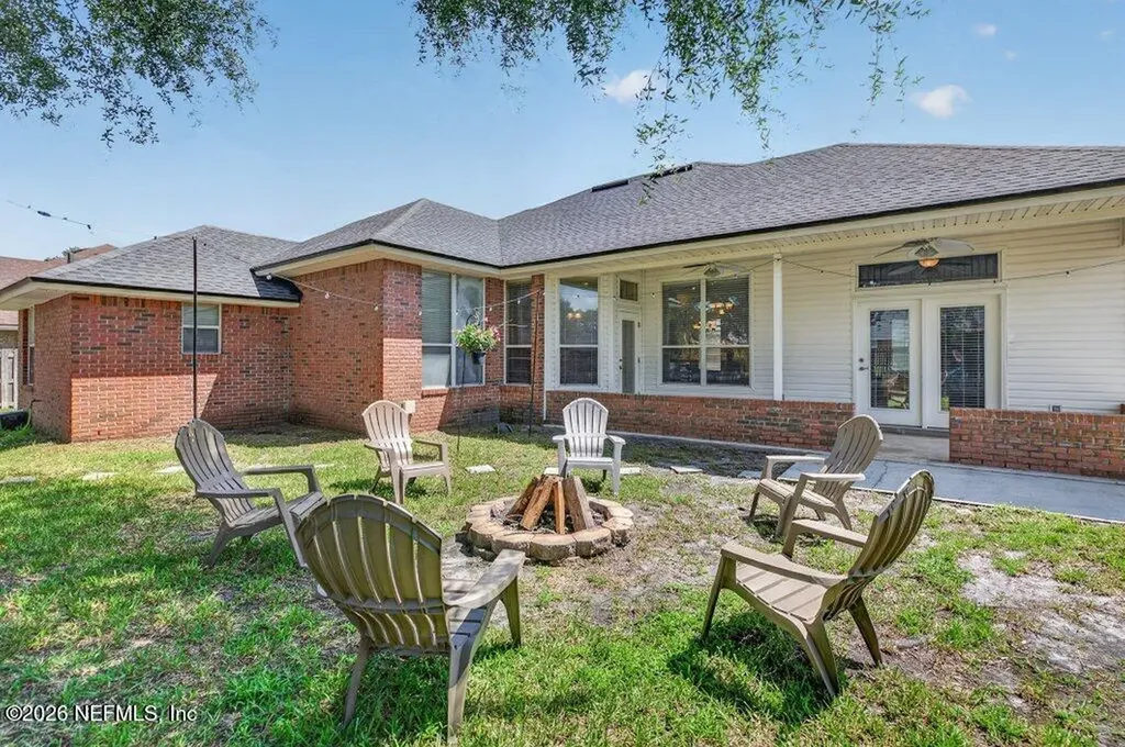 1534 Lockend Court Jacksonville FL 32221