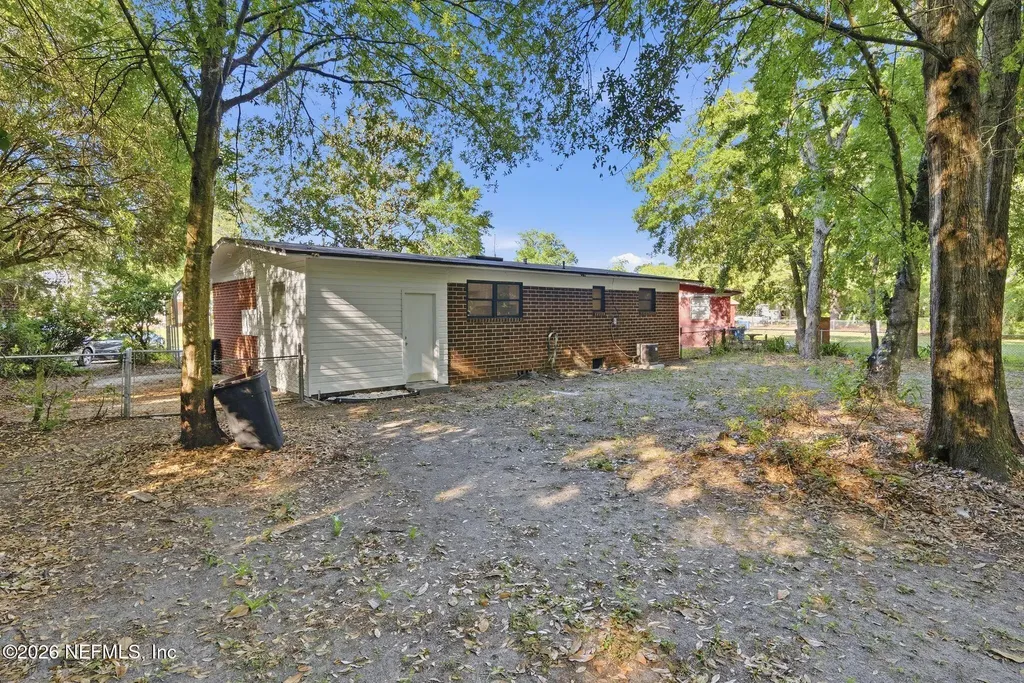 4207 Francis Road Jacksonville FL 32209