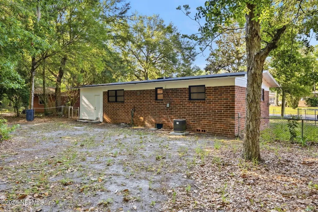 4207 Francis Road Jacksonville FL 32209