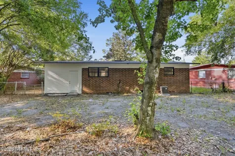 4207 Francis Road Jacksonville FL 32209