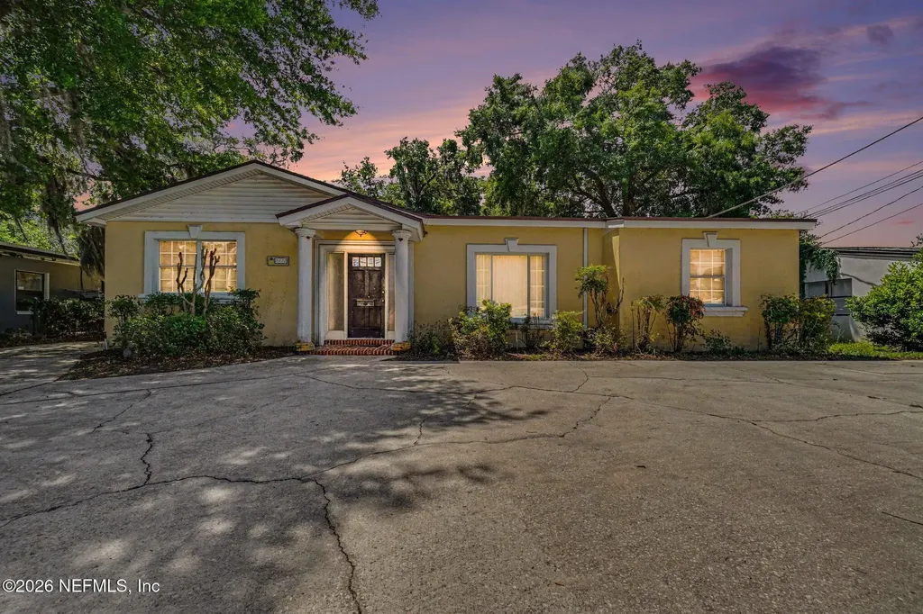 2422 University Boulevard W Jacksonville FL 32217
