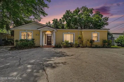 2422 University Boulevard W Jacksonville FL 32217