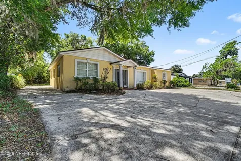 2422 University Boulevard W Jacksonville FL 32217