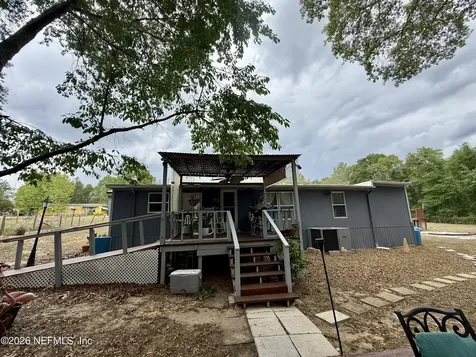 424 New Jersey Avenue Hawthorne FL 32640