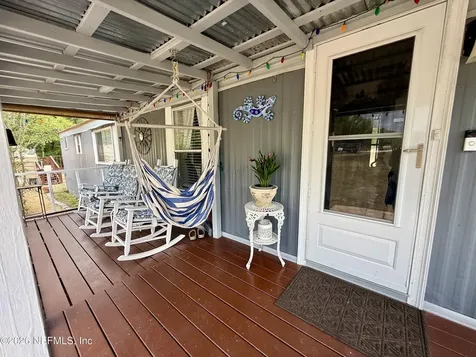 424 New Jersey Avenue Hawthorne FL 32640