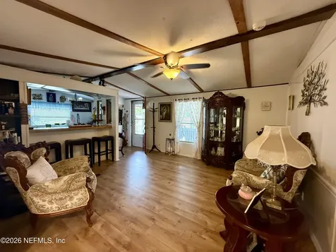 424 New Jersey Avenue Hawthorne FL 32640