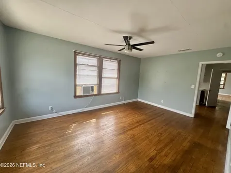 2338 Oak Street Jacksonville FL 32204