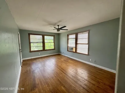 2338 Oak Street Jacksonville FL 32204