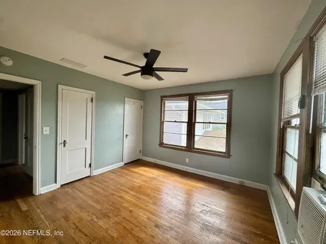 2338 Oak Street Jacksonville FL 32204