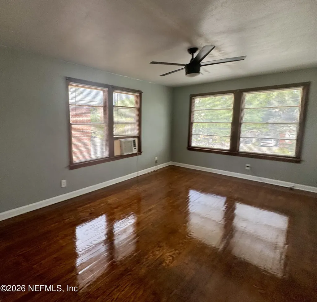 2338 Oak Street Jacksonville FL 32204
