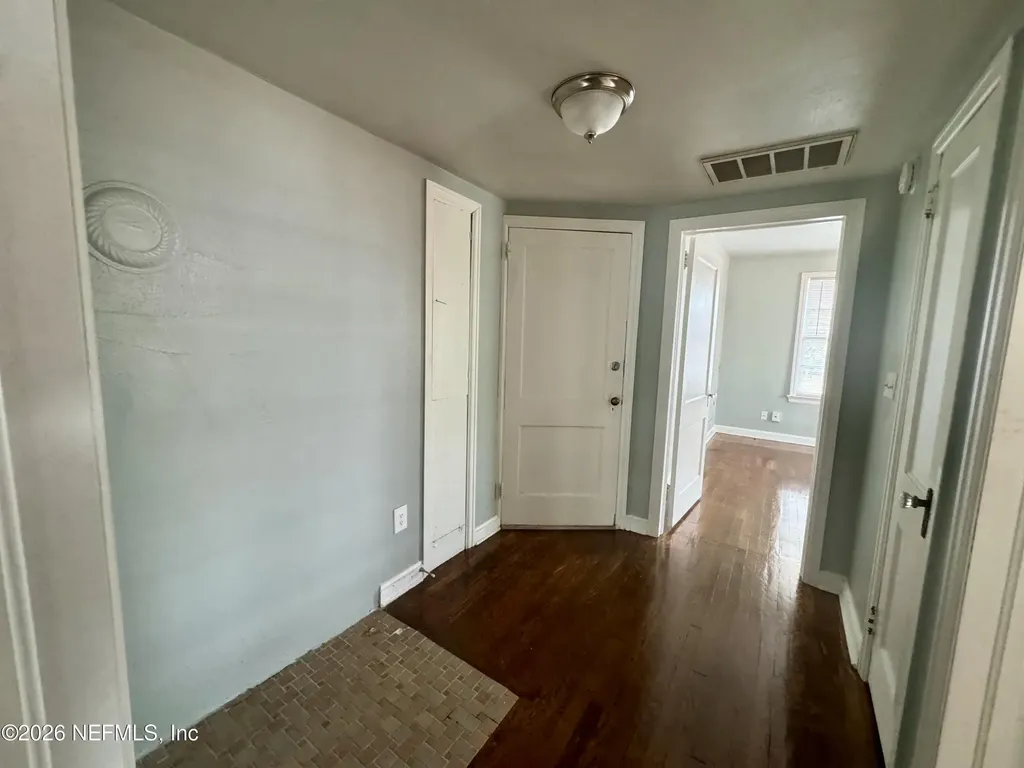 2338 Oak Street Jacksonville FL 32204