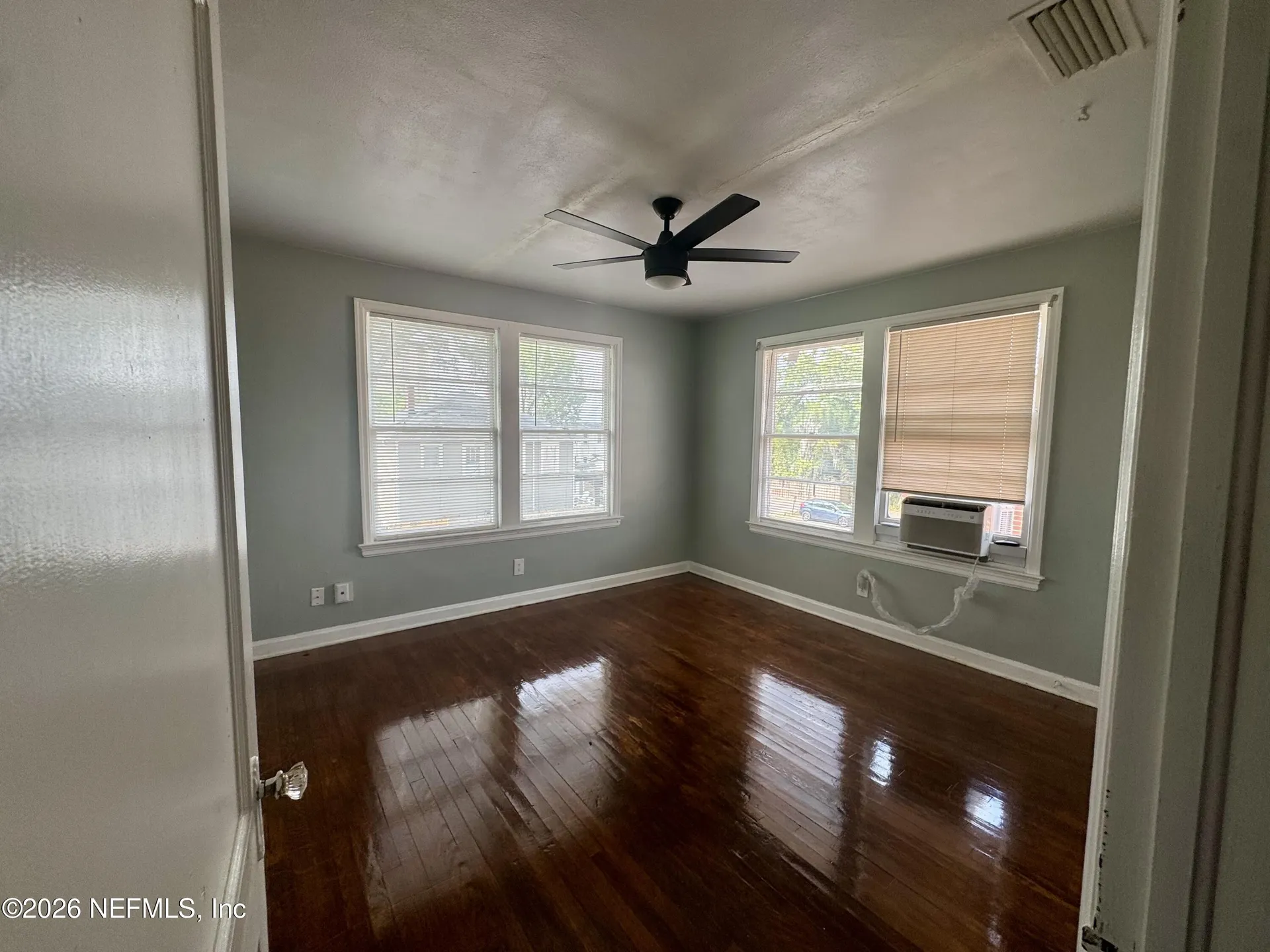 2338 Oak Street Jacksonville FL 32204