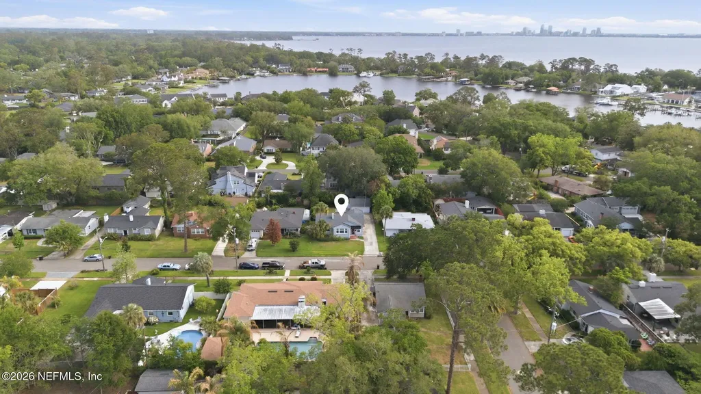 4311 Demedici Avenue Jacksonville FL 32210