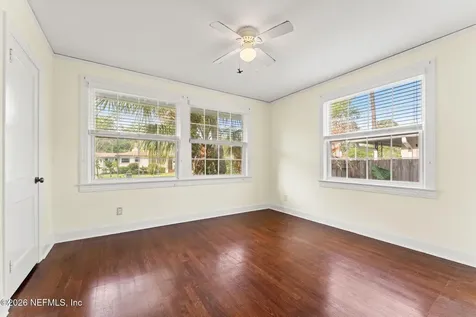 4311 Demedici Avenue Jacksonville FL 32210