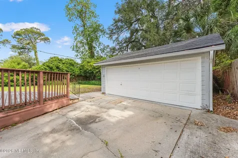 4311 Demedici Avenue Jacksonville FL 32210