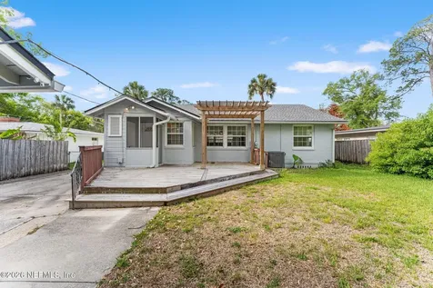 4311 Demedici Avenue Jacksonville FL 32210
