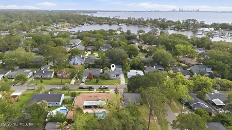 4311 Demedici Avenue Jacksonville FL 32210