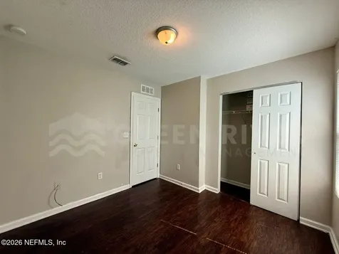 8212 Maple Street Jacksonville FL 32244