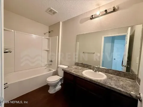 8212 Maple Street Jacksonville FL 32244
