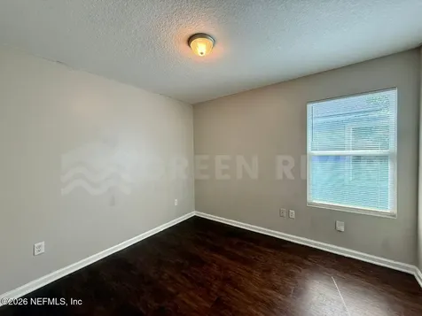 8212 Maple Street Jacksonville FL 32244