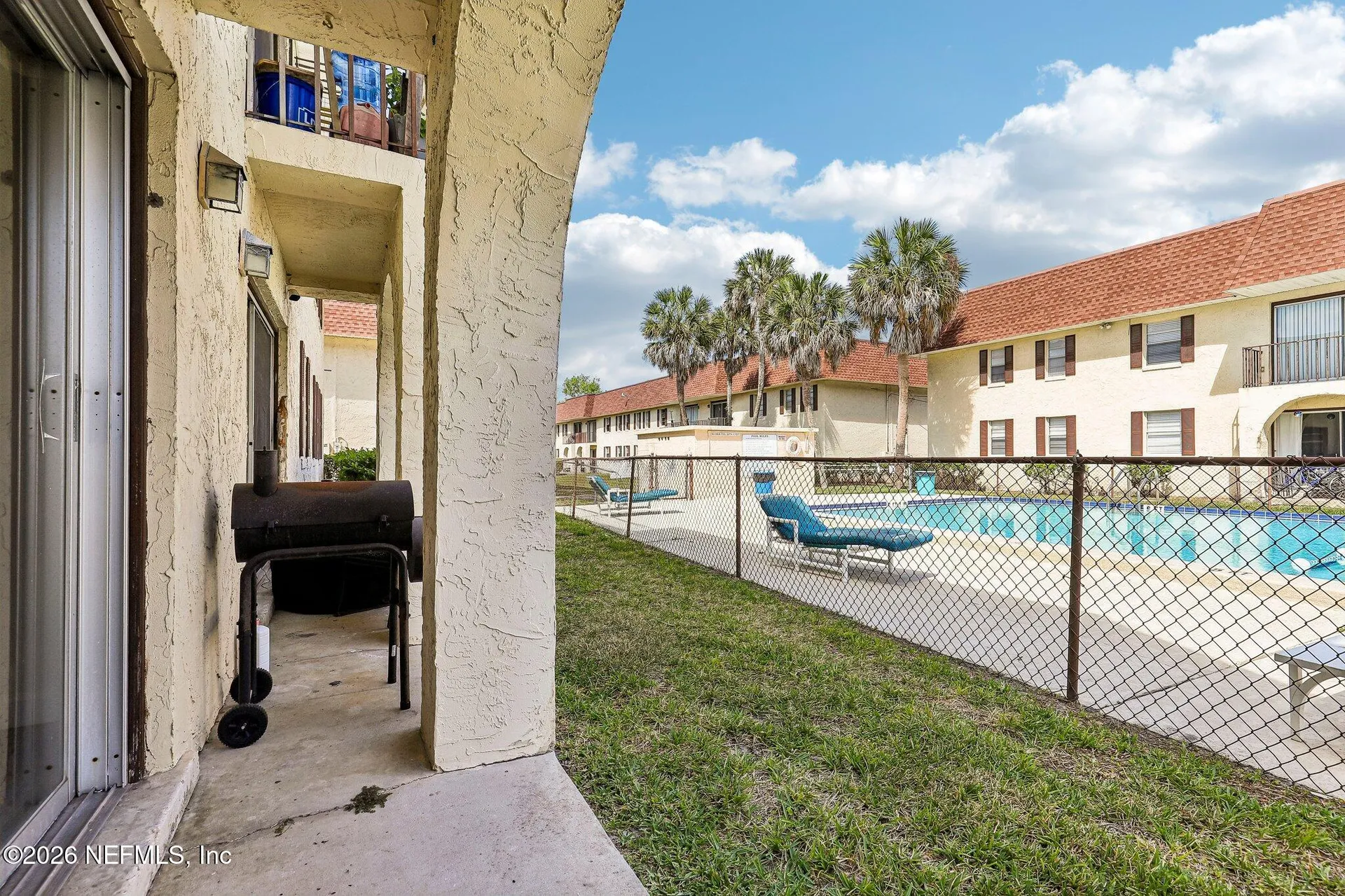 1735 El Camino Road Jacksonville FL 32216