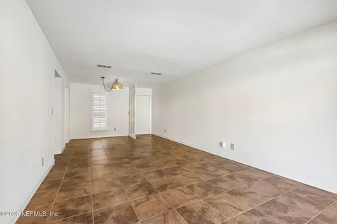 1735 El Camino Road Jacksonville FL 32216