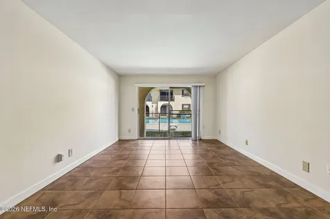 1735 El Camino Road Jacksonville FL 32216