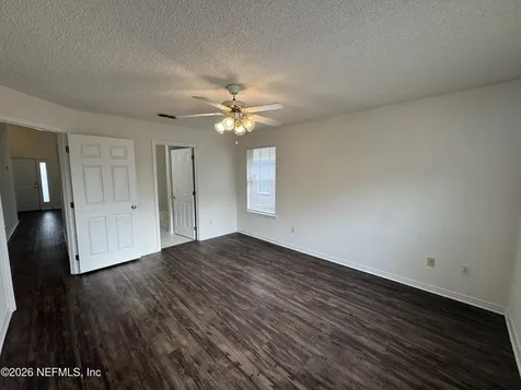 7557 Cliff Cottage Drive Jacksonville FL 32244
