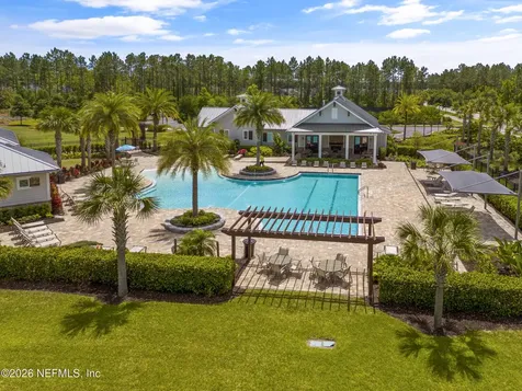 275 Freshwater Drive St. Johns FL 32259