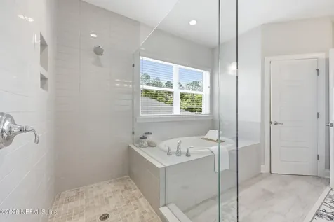 275 Freshwater Drive St. Johns FL 32259