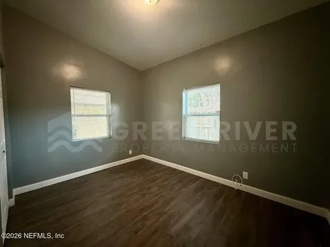 9041 2nd Avenue Jacksonville FL 32208