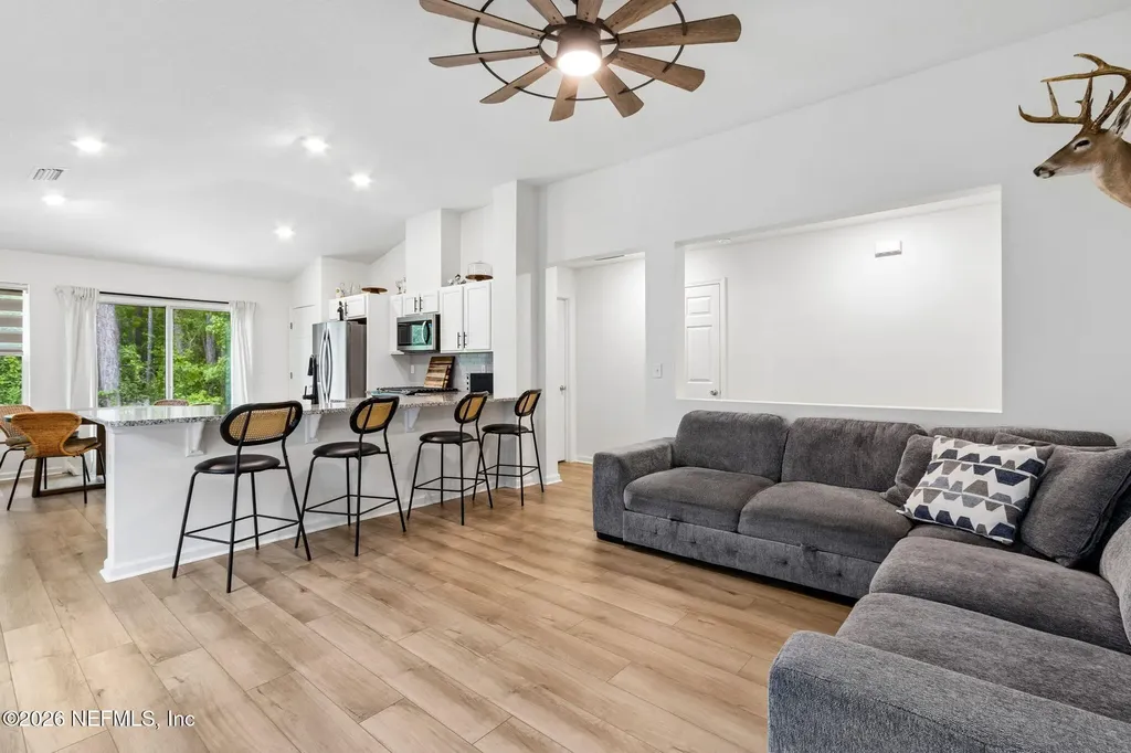 2812 Monroe Lakes Terrace Green Cove Springs FL 32043