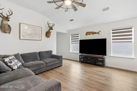 2812 Monroe Lakes Terrace Green Cove Springs FL 32043