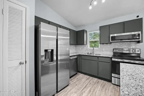 2730 Sandusky Avenue W Jacksonville FL 32216