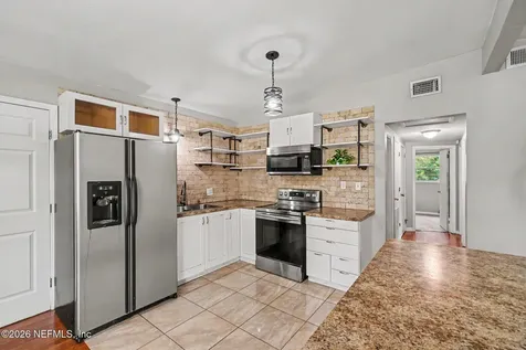 6951 Bernay Avenue Jacksonville FL 32205