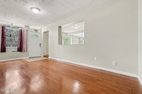 6951 Bernay Avenue Jacksonville FL 32205