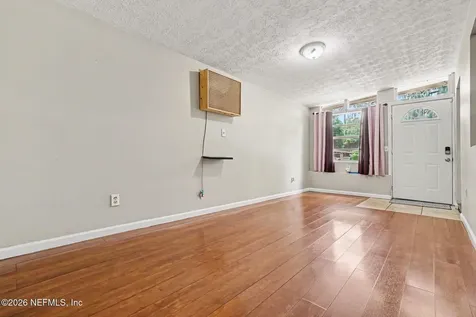 6951 Bernay Avenue Jacksonville FL 32205