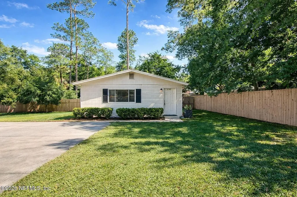 5709 Sue Lane Jacksonville FL 32210
