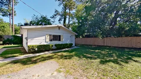 5709 Sue Lane Jacksonville FL 32210
