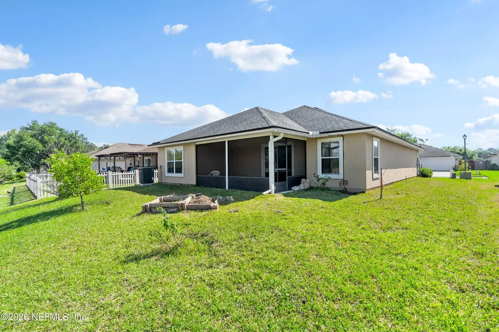 6933 Southern Oaks Drive W Jacksonville FL 32244