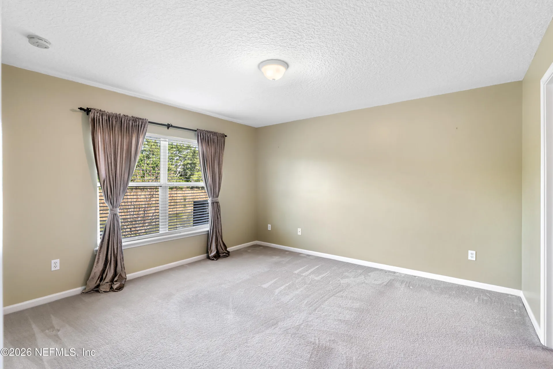 6933 Southern Oaks Drive W Jacksonville FL 32244