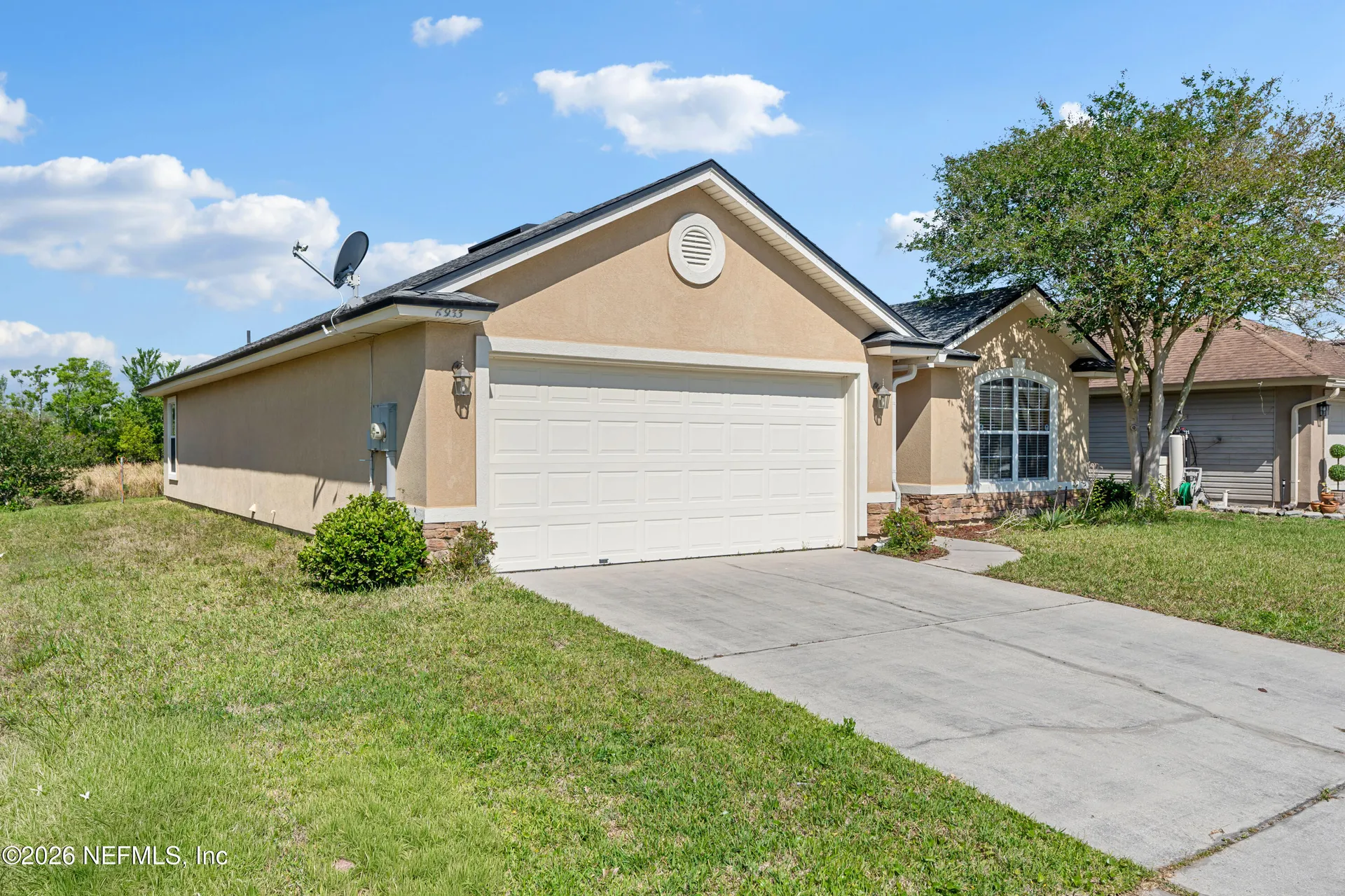 6933 Southern Oaks Drive W Jacksonville FL 32244