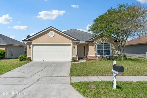 6933 Southern Oaks Drive W Jacksonville FL 32244