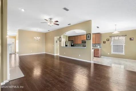 6933 Southern Oaks Drive W Jacksonville FL 32244