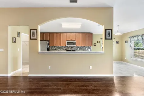 6933 Southern Oaks Drive W Jacksonville FL 32244